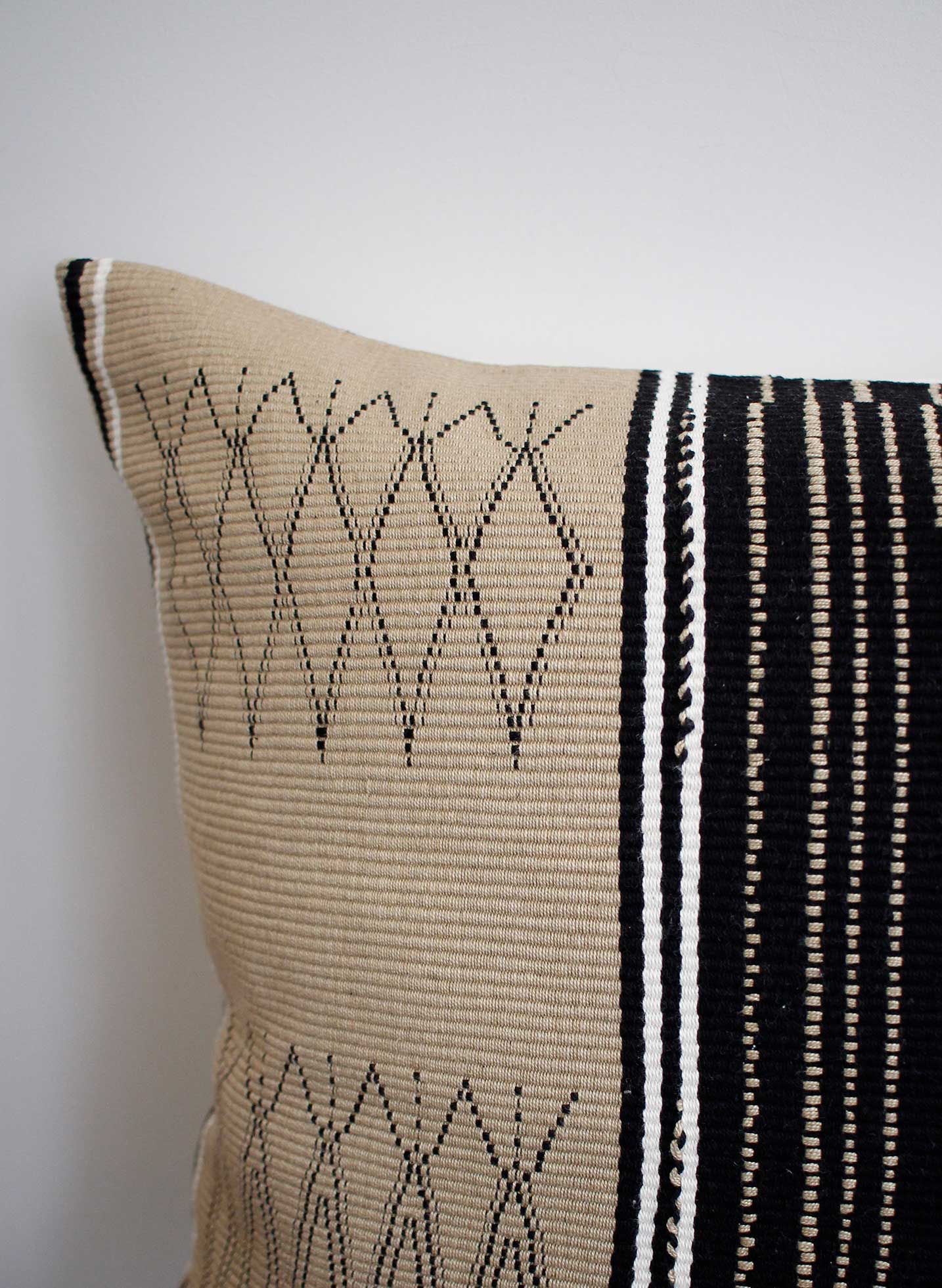 Naga Handwoven Cushion - Kiphire