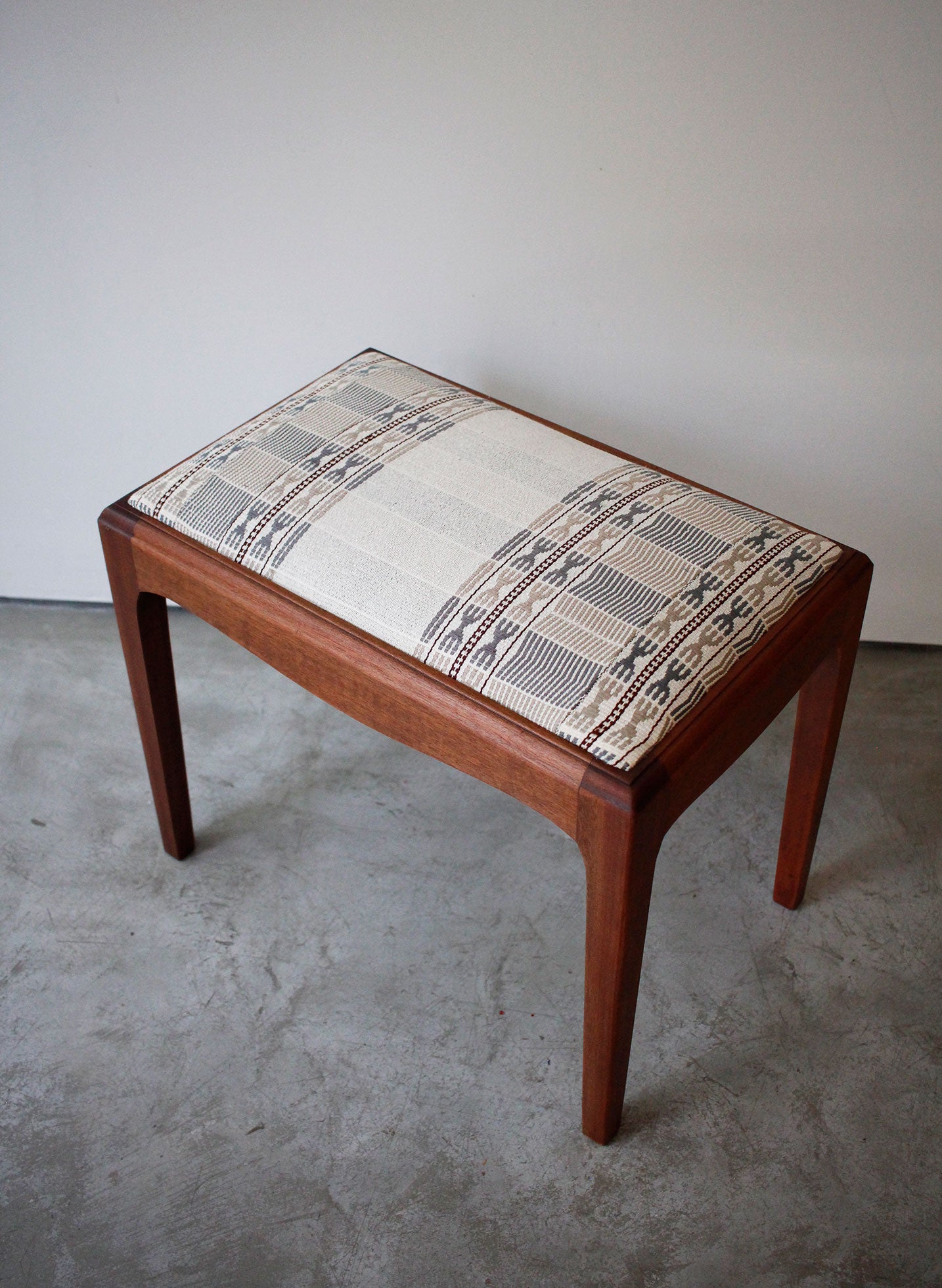 Mid Century Stag Minstrel Vanity Stool
